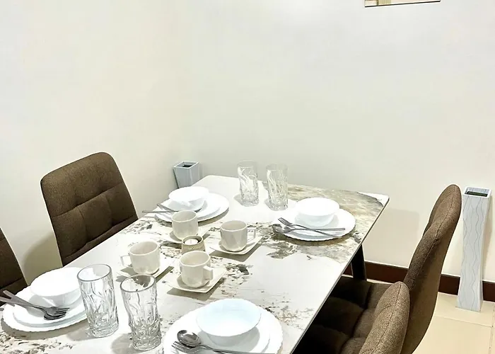 Aparthotel Ivory Tower's *